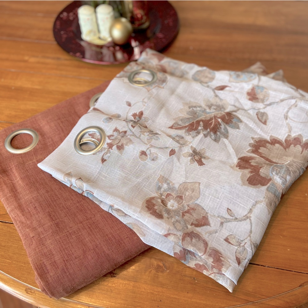 Sonoma LifeStyle Curtains. Floral Pattern (set of 2) & Rustic Orange (set of 2)
